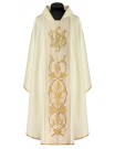 Richly embroidered chasuble (86A)