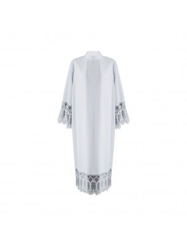 Alva de sacerdote com padrão de ponto cruz de guipure