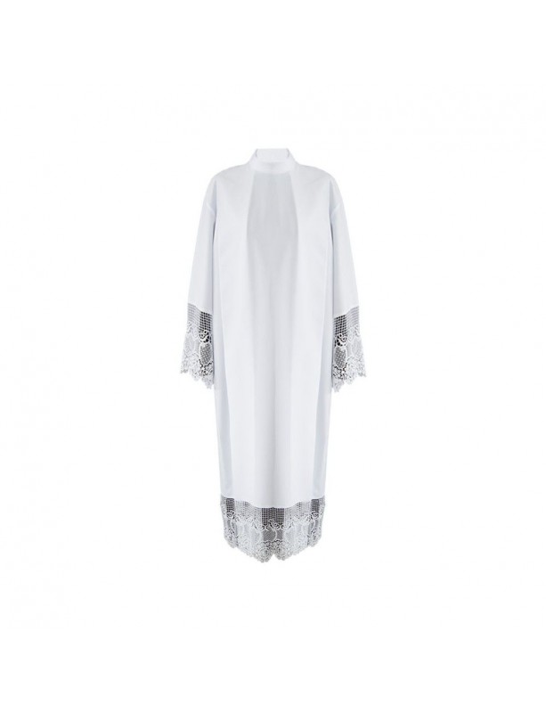 Priesteralbe mit Guipure-Ziermuster
