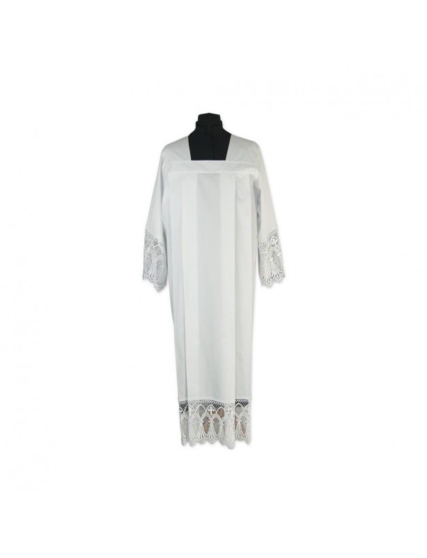 Traditionelle Priester-Albe mit Lappen + Guipure