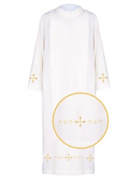 Alba blanca bordada para sacerdote - 04