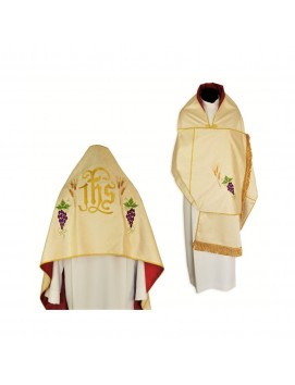 Embroidered liturgical veil, gold brocade (43)