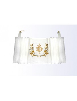 Fehér Humerális Fátyol Arany IHS Hímzéssel és Virágmotívumokkal Liturgikus Használatra