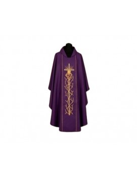 Chasuble richly embroidered (1A)