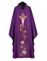 Richly embroidered chasuble (001A)