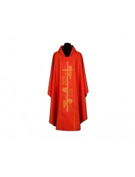 Chasuble richement brodée (011A)
