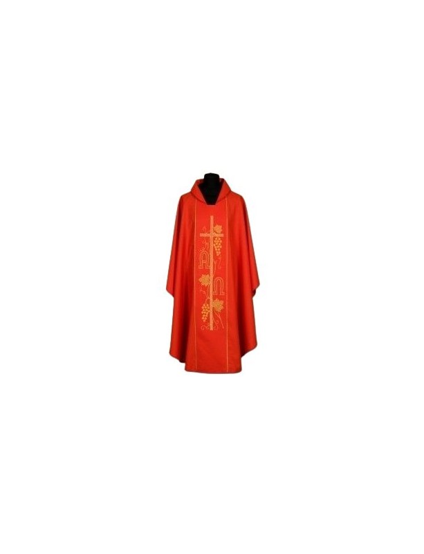 Chasuble richly embroidered (011A)