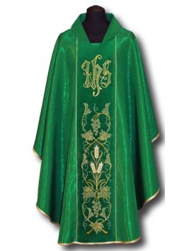 Casulla de damasco, cinturón de terciopelo