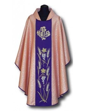 Chasuble embroidered pink, purple belt