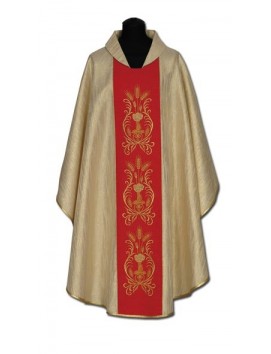 Gold embroidered chasuble, red belt (012)