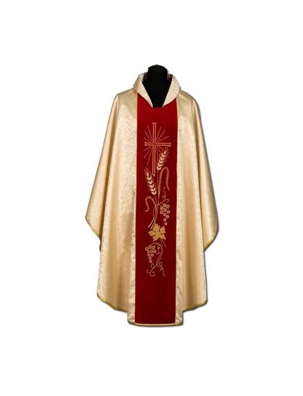 Chasuble en or, ceinture en velours