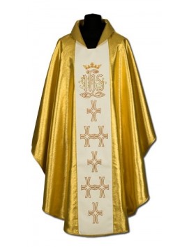 Gold chasuble, embroidered (020)