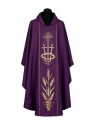 Chasuble embroidered crosses