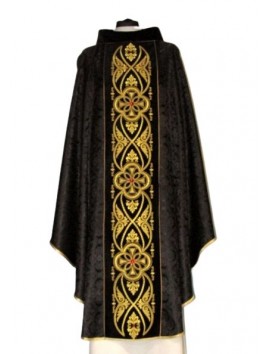 Chasuble with rosette black - embroidered velvet belt (7)