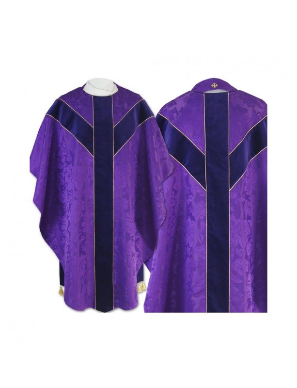 Semi Gothic chasuble - purple jacquard (56)