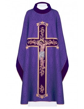 Embroidered chasuble Jesus on the cross - purple (190)