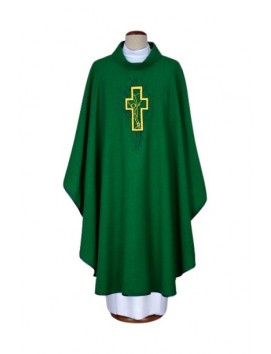 Casulla bordada verde - cruz
