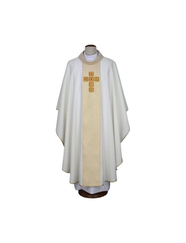 Krém színű hímzett miseruha – díszítő kövek