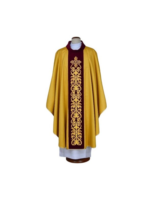 Embroidered gold chasuble - cross, ornament (19)
