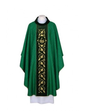 Embroidered green chasuble, damask fabric - IHS (21)