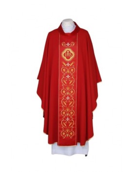 Red embroidered chasuble, satin belt - IHS (23)