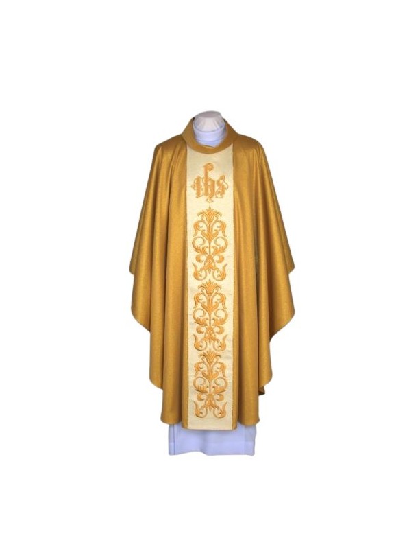 Embroidered gold chasuble - IHS (26)