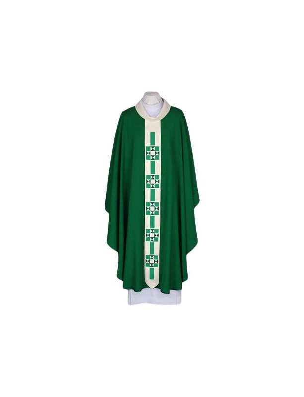 Green embroidered chasuble, narrow modern stripe (48)