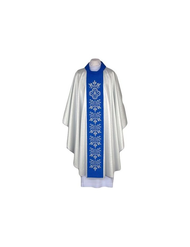Motif brodé de la chasuble mariale