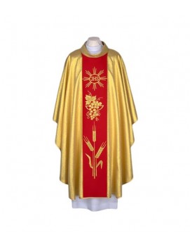 Gold chasuble with IHS - woven decorative belt (96)