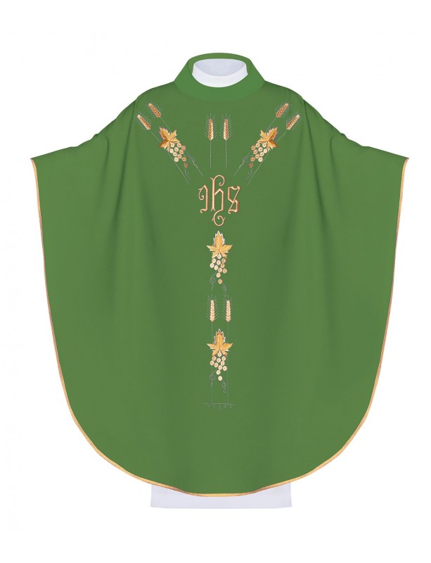 Embroidered chasuble with IHS grape symbol - green (H13)