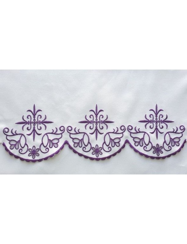 Nappe d'autel brodée - croix violette