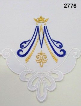 Bestickte Marianische Tischdecke