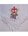 Haftowany obrus ołtarzowy - wzór eucharystyczny (91)