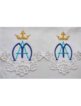 Cearceaf brodat pentru altar - model marian