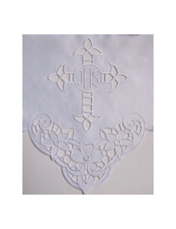 Haftowany obrus ołtarzowy - wzór eucharystyczny