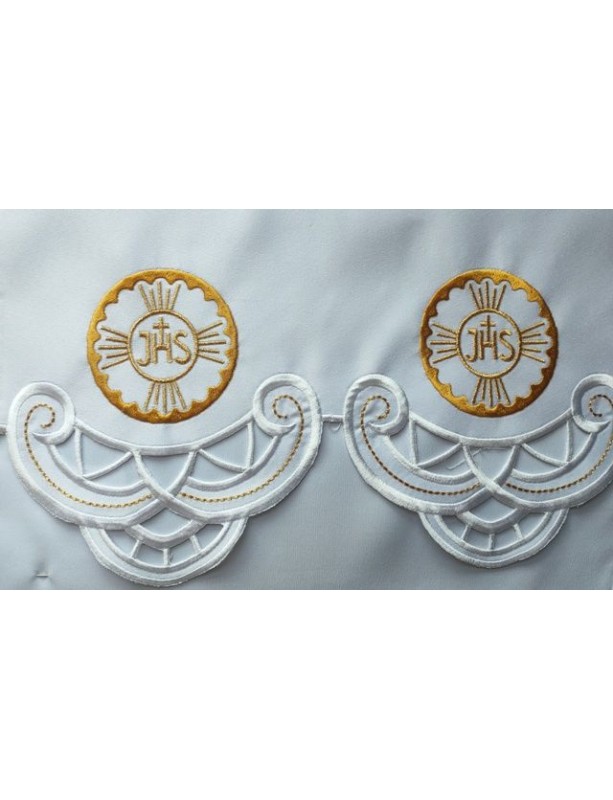 Nappe d'autel brodée - motif eucharistique