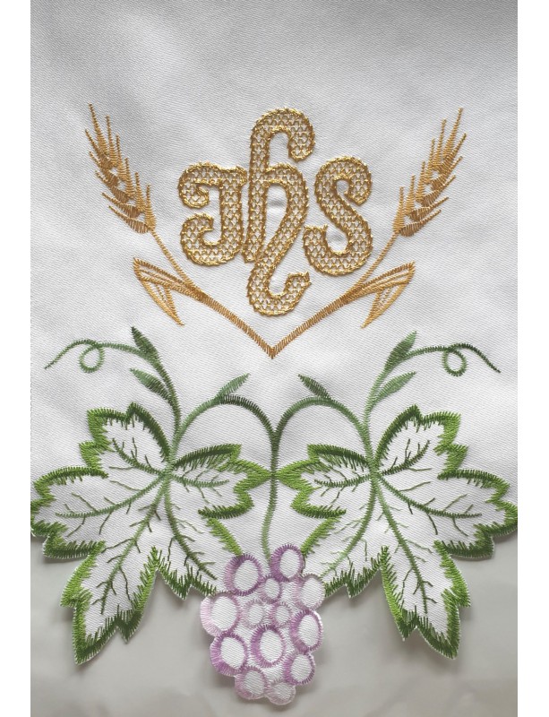 Haftowany obrus ołtarzowy - wzór eucharystyczny