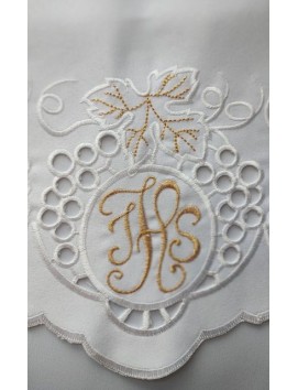 Besticktes Altartuch - eucharistisches Muster