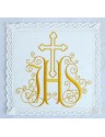 Calice blanc brodé d'or IHS