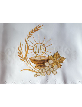 Altar Cloth Embroidered Host