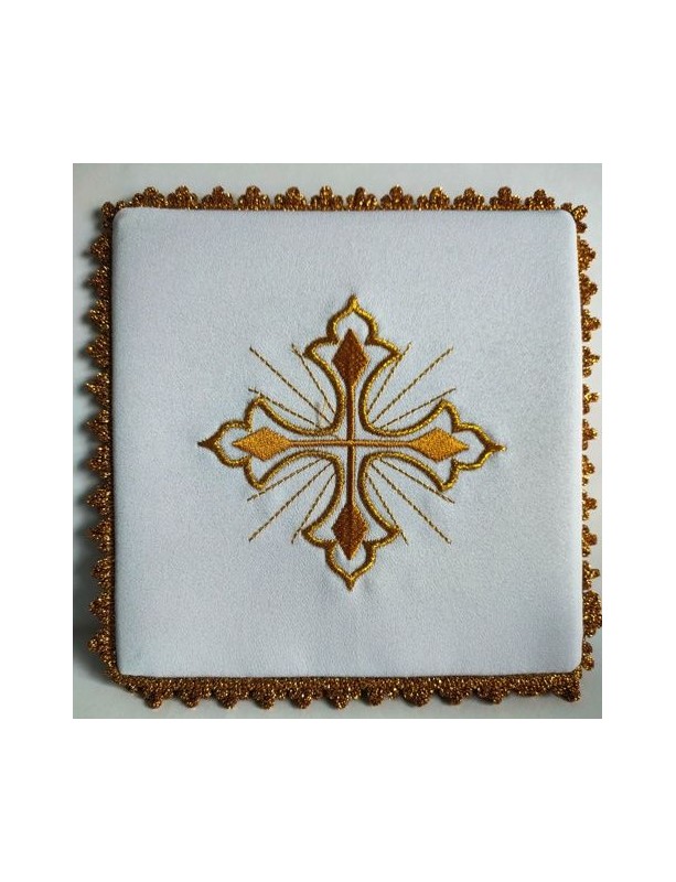 Chalice pall embroidered gold cross (24)