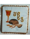 Embroidered chalice pall gold IHS, bread, chalice (33).