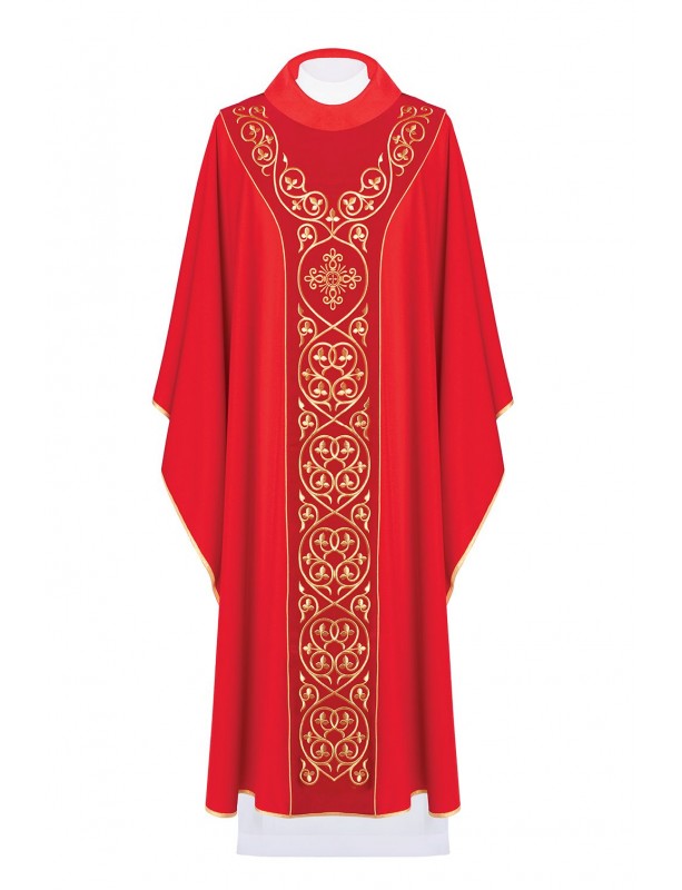 Chasuble decorated with embroidery on velvet - red (H42)