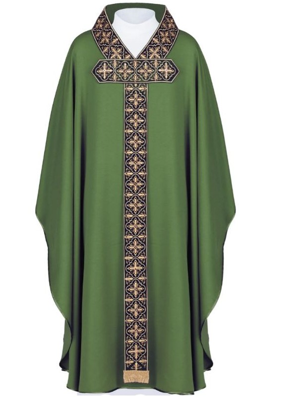 Embroidered chasuble with decorative stones - green (H51)