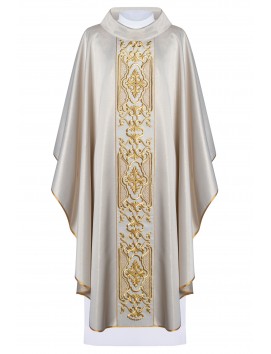 Chasuble richly embroidered, glossy fabric - ecru (H76)