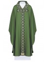 Chasuble with embroidered belt and collar. cross motif - green (H86)