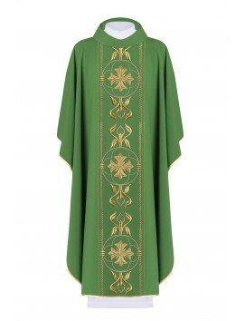 Richly embroidered chasuble - green (H159)