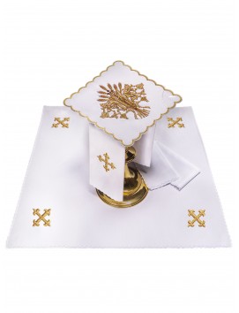 Chalice linen set embroidered with IHS (67H)