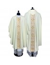 Gothic ecru chasuble with woven stripes (5K)