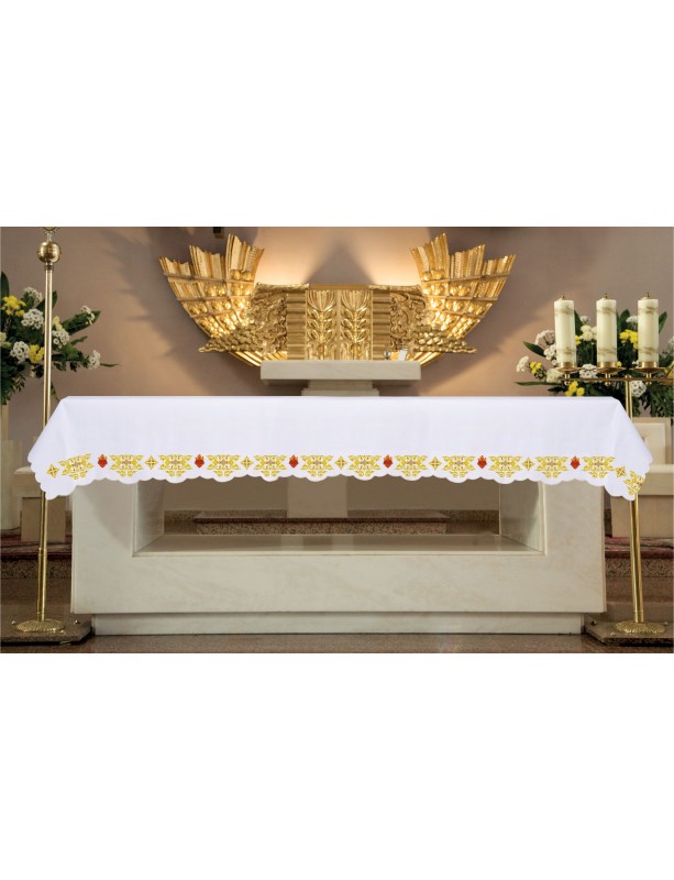 Altar cloth with Embroidered Crowned Heart (4H)